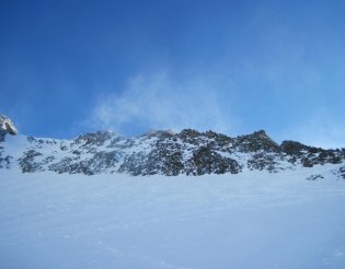 Grossglockner (3798m) - távolban az Erzherzog-Johann-Hütte(3454m)