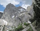 Kaiserschild klettersteig - útban a beszállás felé