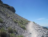 Schneeberg (2076m) - utunk során  a fennsíkig sziklás ösvényen haladunk