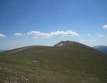 Schneeberg (2076m) - a fennsíkon - távolban a csúcs