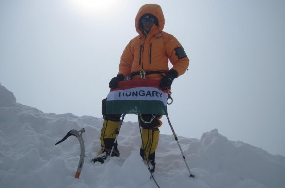 Central Peak (8012m) - Summit day!